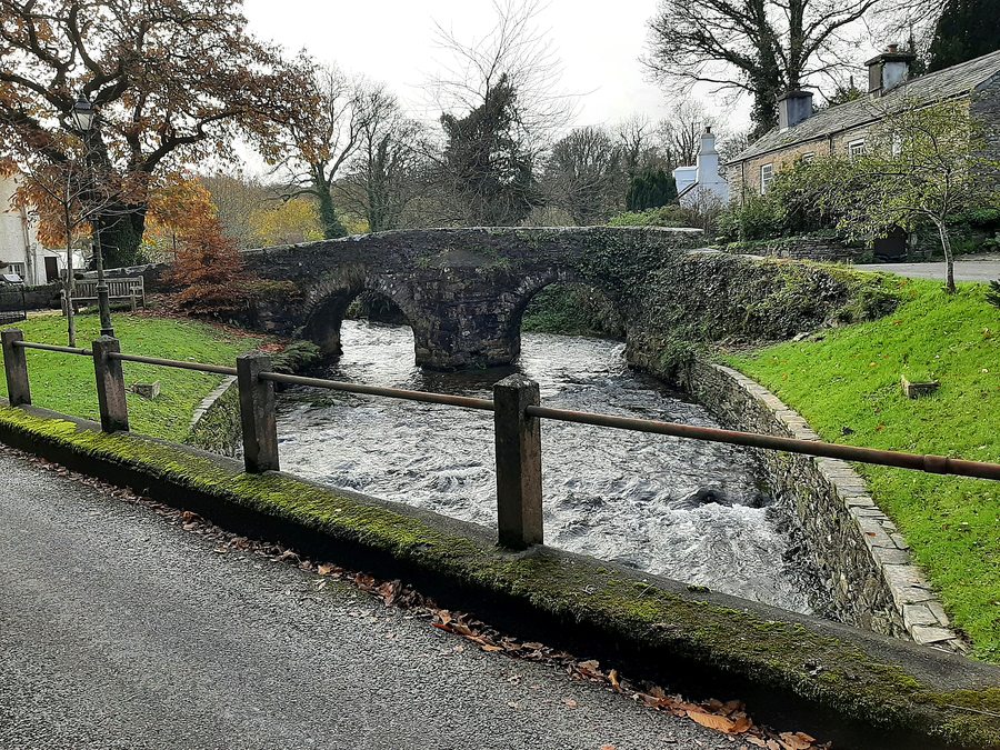 The stone bridge crossing the River Inny at Altarnun.