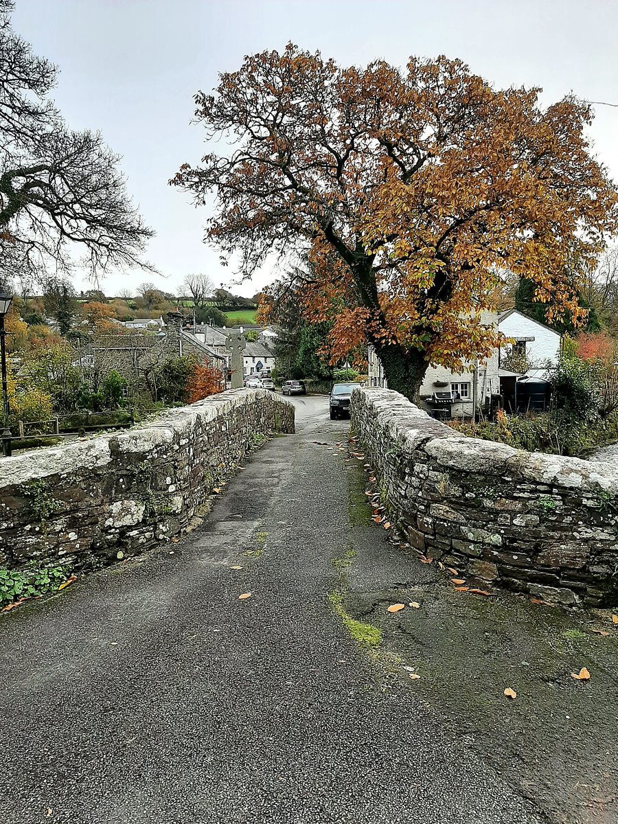 Looking across the old stone bridge towards the village of Altarnun.